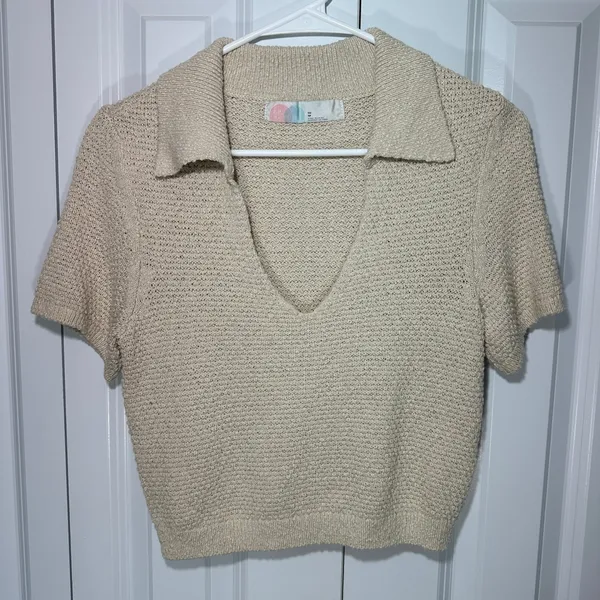 Free People Polo‎ Nolan Sweater XS Beige Short Sleeve V-Neck Cropped Coastal - Image 2