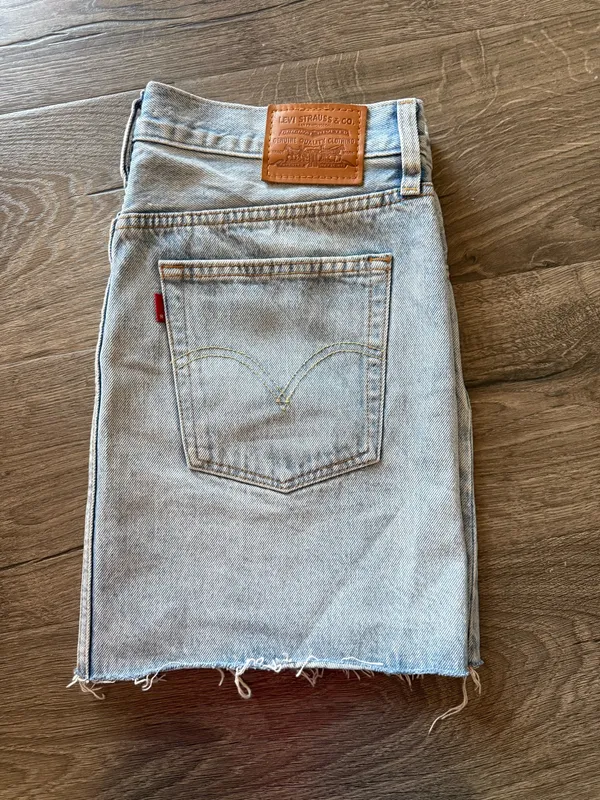 Levi’s Denim Mini Skirt - Image 3