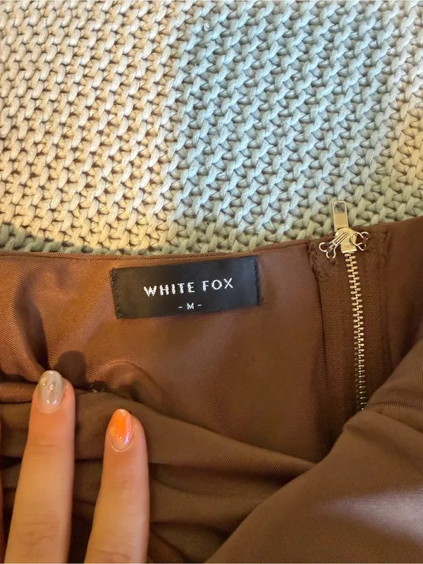 White Fox Boutique Brown Ruched Mesh Corset Crop Top - Image 4