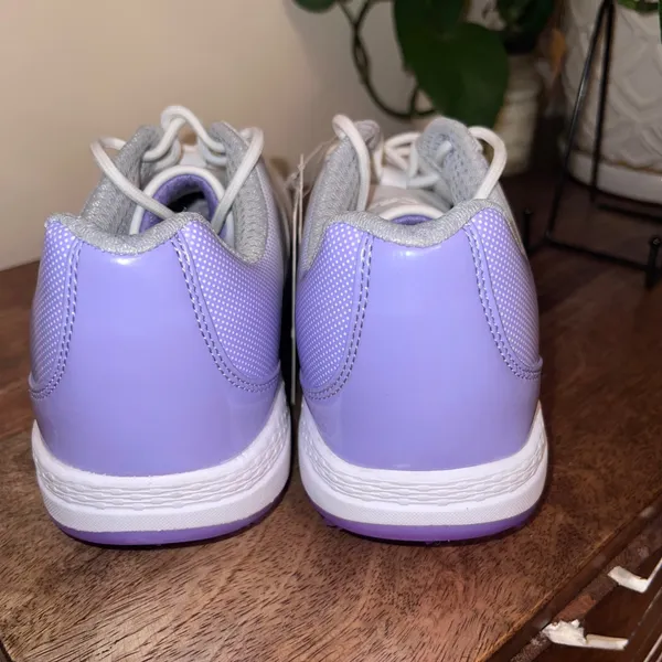 Thestron Golf Shoes Lightweight Lavender‎ Trim White Golf Shoes Womens Euro 42 - Image 3