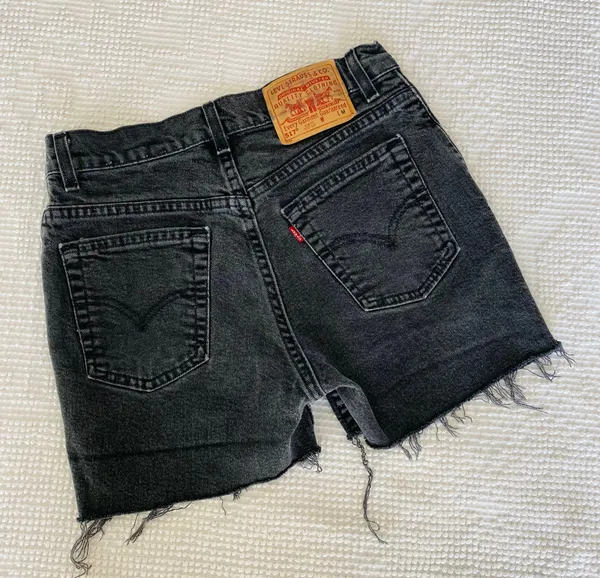 Vintage Levis 517 Black High Rise Shorts - Image 2