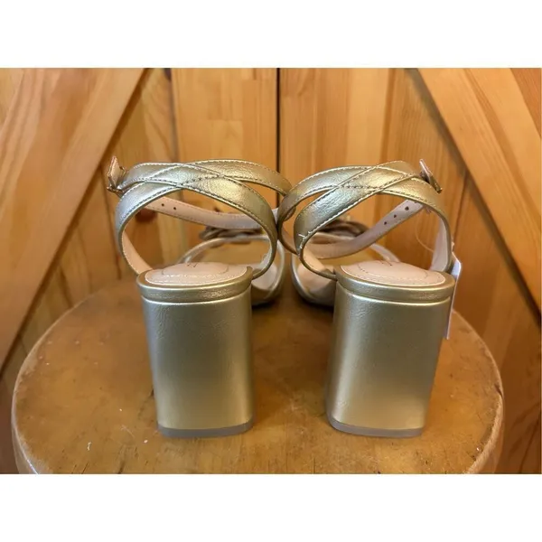 Liz Claiborne Hawes LT Gold size 8.5 heels nwt￼￼ - Image 4