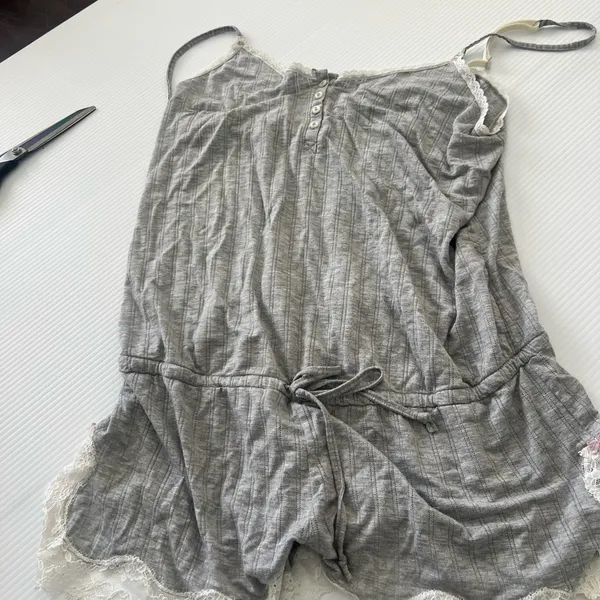 Victoria's Secret Vintage Gray Lace-Trim Romper Sleepwear Women's Intimates Y2K - Image 2