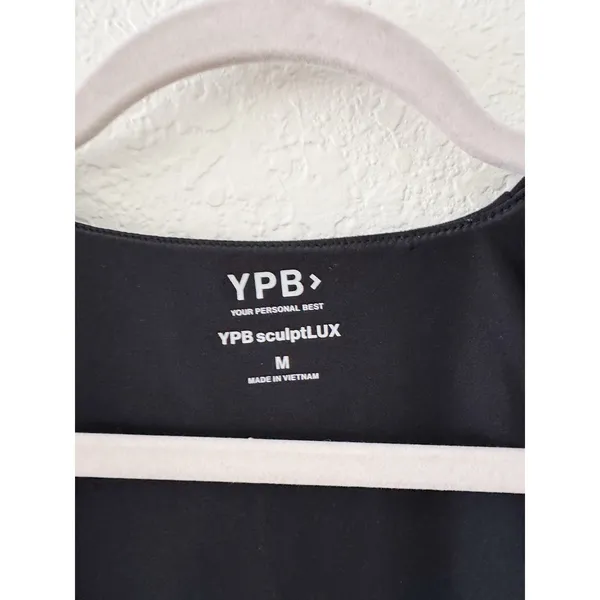 Abercrombie YPB sculptLUX Cutout Cropped Tank Top Black White Size M - Image 3