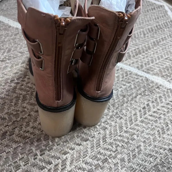Free People Jesse Cutout Boot sz EU 39.5/ US 8.5 - Image 6