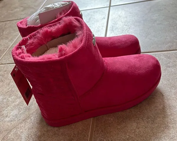 Juicy Couture boots NWT - Image 2