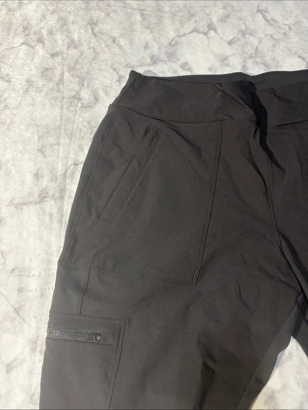 Athleta Highlands Hybrid Cargo - Size 16 - Image 4