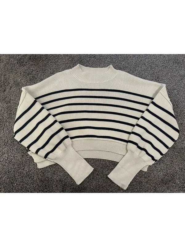 COMMENSE Crew Neck Sweater Off White Black Medium - Image 2