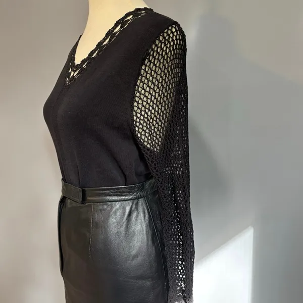 Whimsigoth goth black lace sleeve top mesh Sleeves, see through, size medium - Image 2