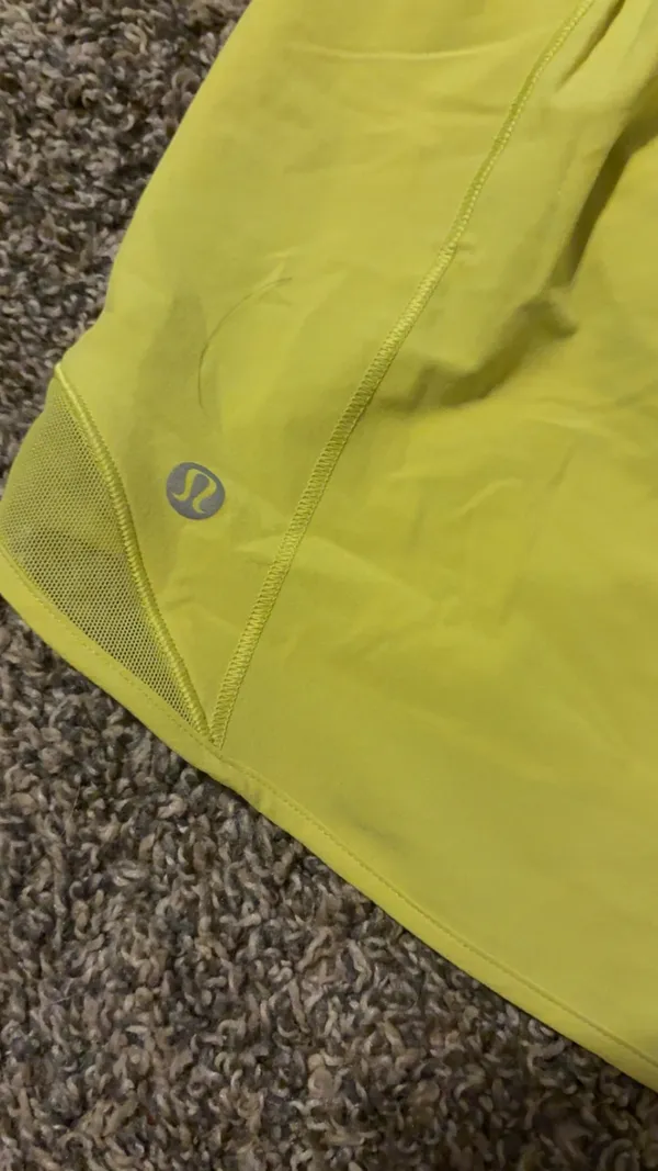 Lululemon - Image 3