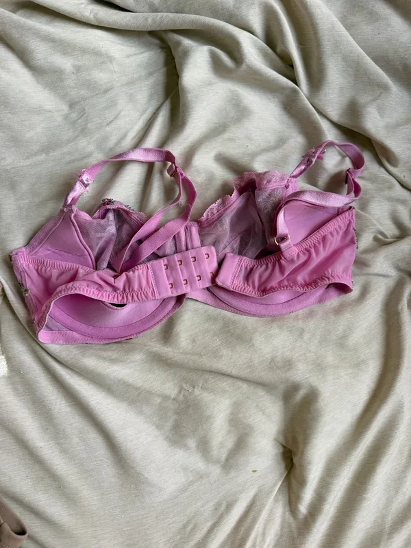 Victoria's Secret Bra Lace Pink - Image 2