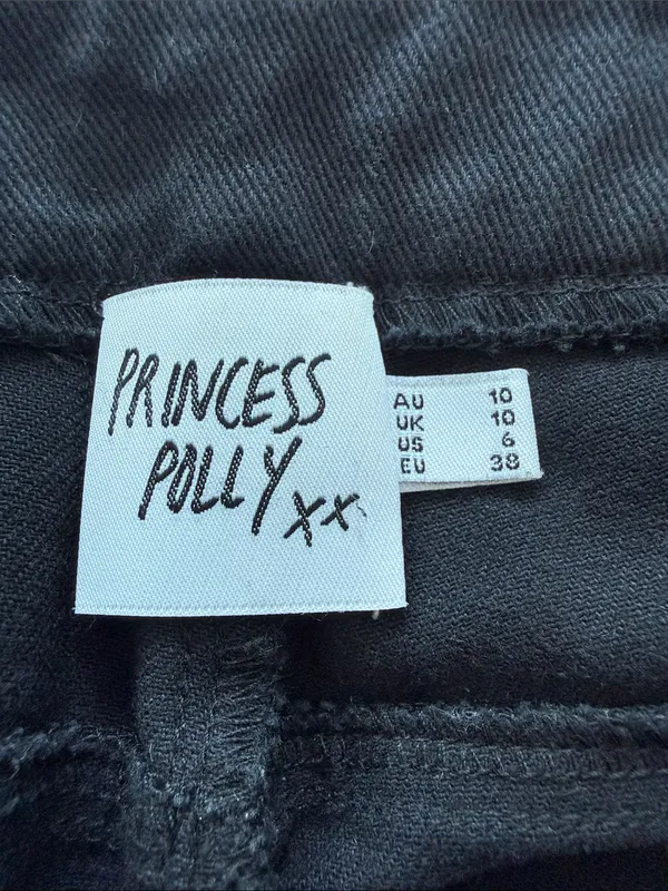 Princess Polly Black Cargo Pants in Size 6! - Image 3