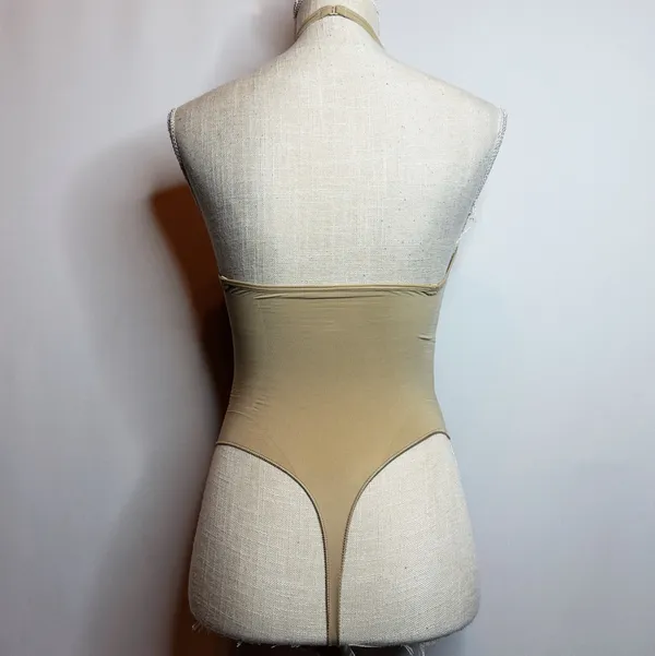 Skims Seamless Sculpt Deep Plunge Thong Bodysuit - Image 5