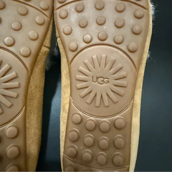 UGG Kaley Wisp Suede Sheepskin Loafer Size 6 - Image 10