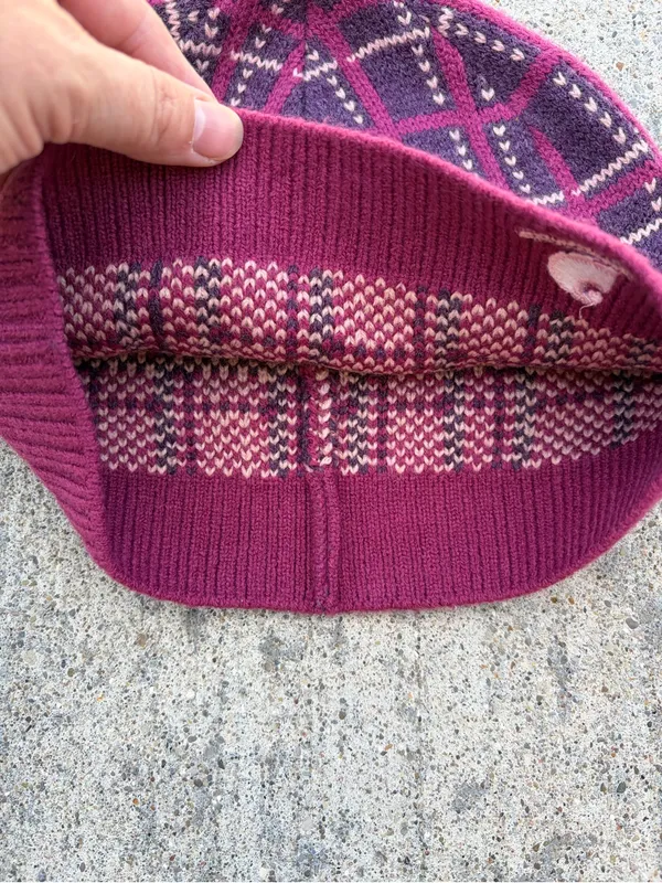 Carhartt womens maroon pink plaid beanie hat cap sweater knit - Image 2