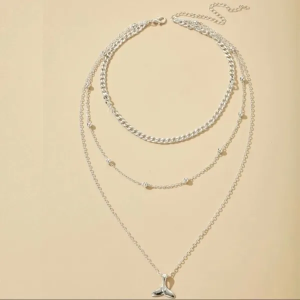3/$30 🤍 Multi Layered Charm Necklace Silver - Image 2