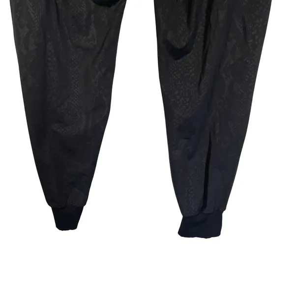 Lululemon Street To Studio Pant II Black Snakeskin Python Print Joggers Womens M - Image 8