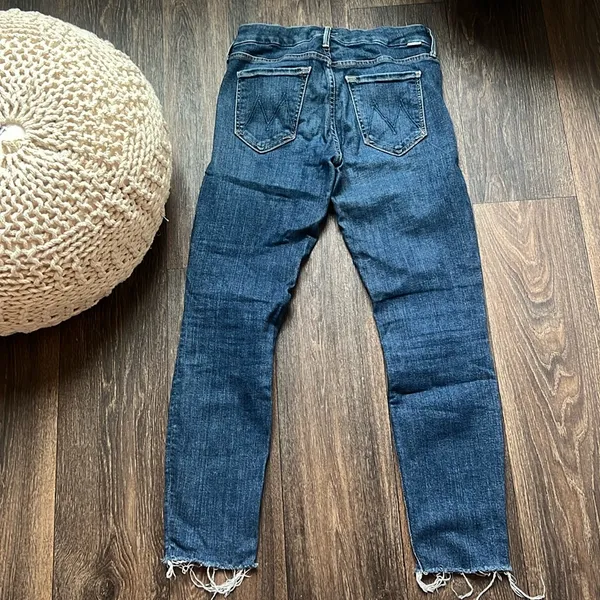 Mother The Looker Ankle Fray Jean - Image 5