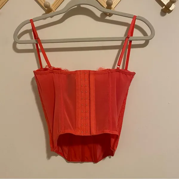 NWT Urban Outfitters Hot Pink Structured Corset Top size Large - Image 7