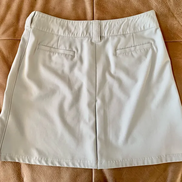 Oakley Golf Pickleball Skort - Image 2