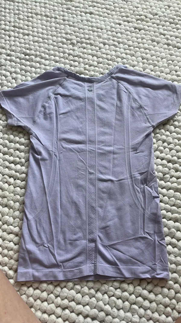 Lululemon Swiftly Tech Short Sleeve - Image 2