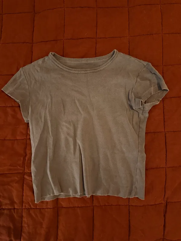 Brandy Melville blue/grey tee - Image 2