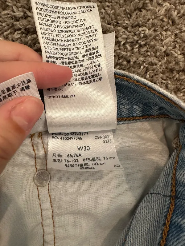 levi’s jean shorts  - Image 3