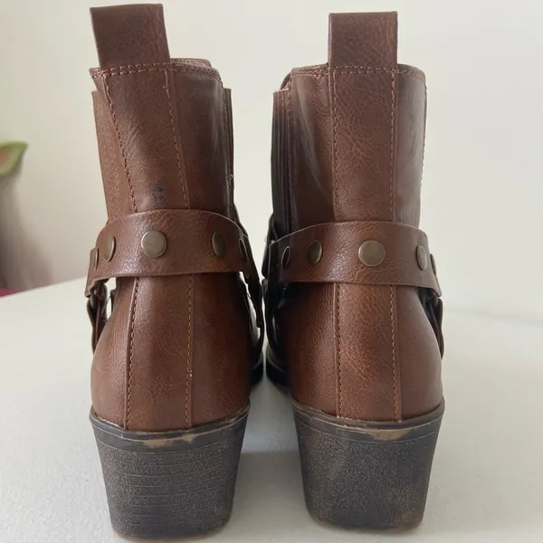 Sonoma women’s‎ whiskey cognac ankle boots — size 8.5 - Image 3