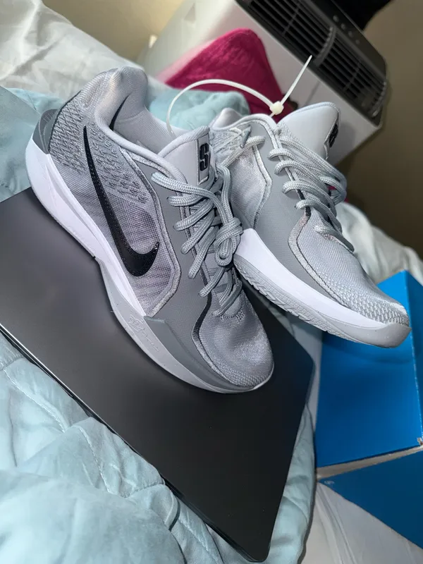 Nike Sabrina 2 TB Team Bank 'Wolf Grey - Image 2