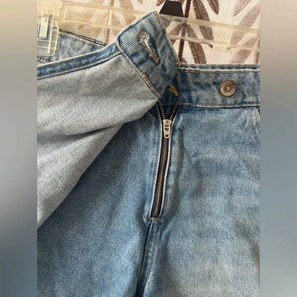 Zara Blue Distressed Denim Skort - Image 5