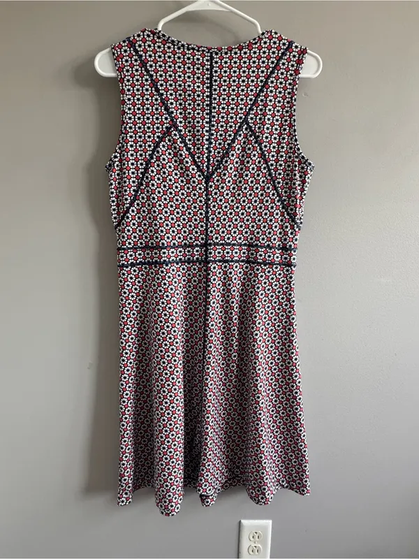 Title Nine Sleeveless Fit & Flare Athletic‎ Travel Dress Medium Geo Print - Image 3