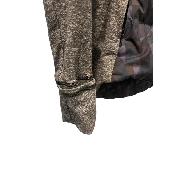 Lululemon Goose Down Hooded Geometric Purple Pullover Jacket Size 4 Casual Gray - Image 5