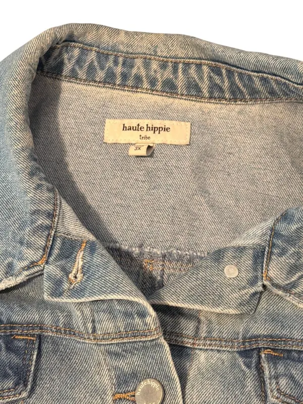 Haute Hippie Tribe Distressed Light Wash Denim Jean Jacket Silver Tone Sz 3X - Image 4