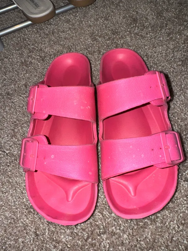 Pink Sandals Size 7 - Image 2