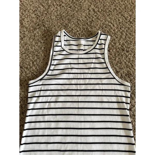 No Boundaries Women's Black White Stripped Ribbed Tank‎ Top Size Large - Image 3