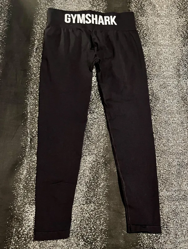 Womens medium Gymshark leggings - Image 2