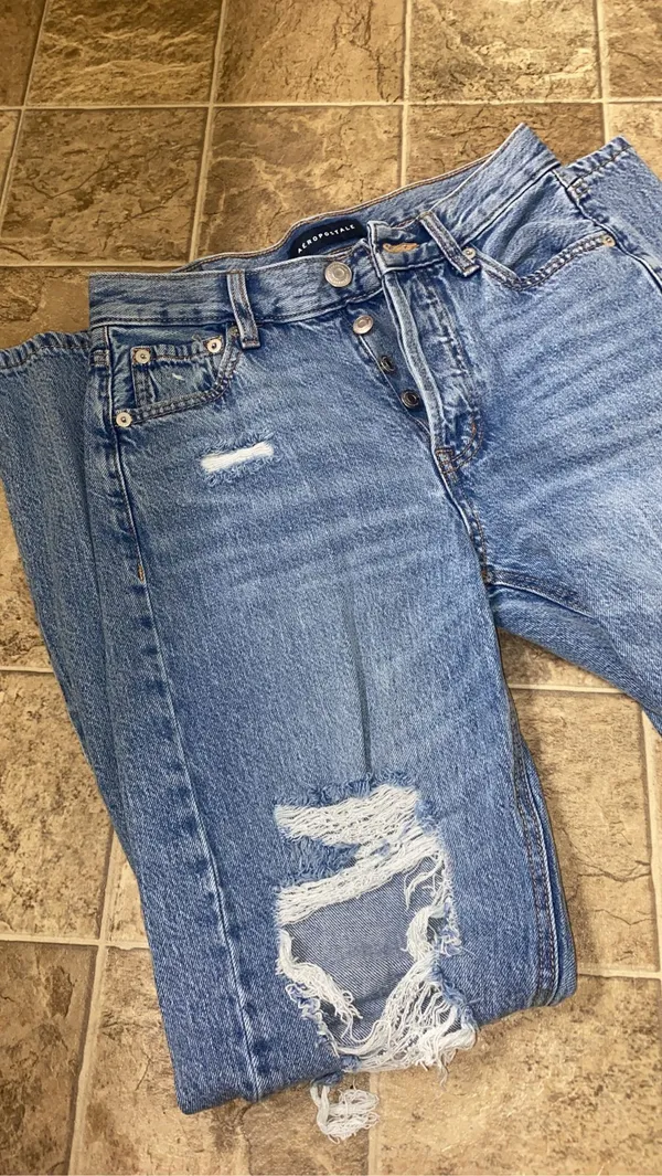 Aeropostale 90s Baggy Jeans - Image 2