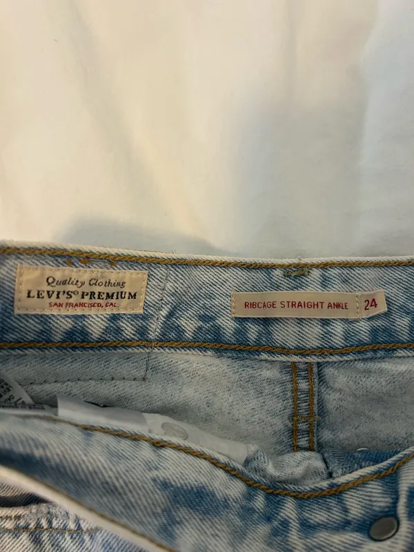 Levi’s Ribcage Straight Ankle Women’s Jeans High-Rise - Image 3