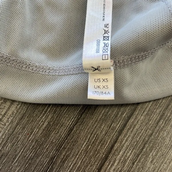 Free People Movement Gray Strappy Crop Top/Sports Bra. Size XS - Image 4
