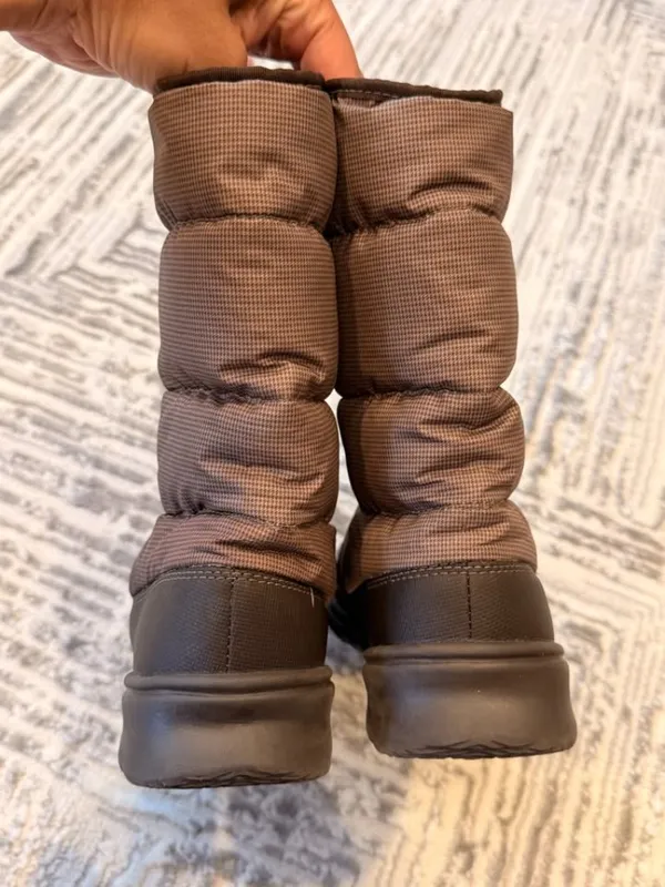 NEW The North Face women's size 5 Brown Down Filled Winter Lace Up Boots - Image 5