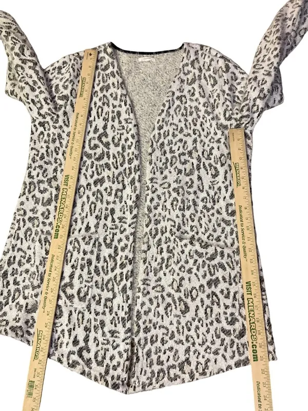 Maurices Womens XXL Fuzzy Open Front Cardigan Leopard Print Cozy Pockets Used - Image 8