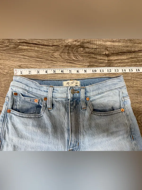 Madewell The High-Rise Slim Crop Boyjean in Dumas‎ Wash: Ripped Edition size 25 - Image 6