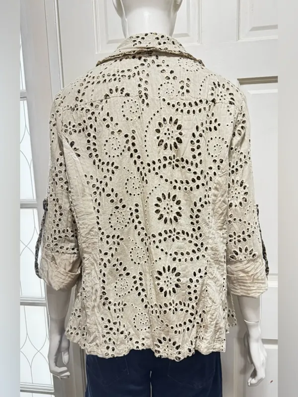 Alberto Makali Eyelet Cotton Embroidered Button-Front Jacket in Cream C-28 - Image 3