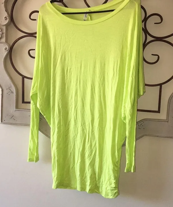 Leshop Dolman Sleeve Top Size Small - Image 3