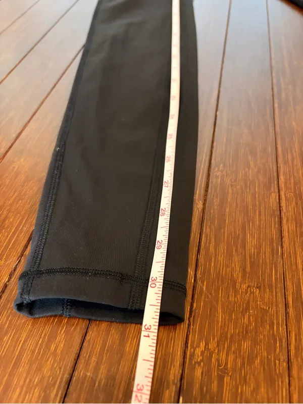 Lululemon Women’s 4 Long Speed Up Tight Full-On Like New 30" Leggings - Image 7