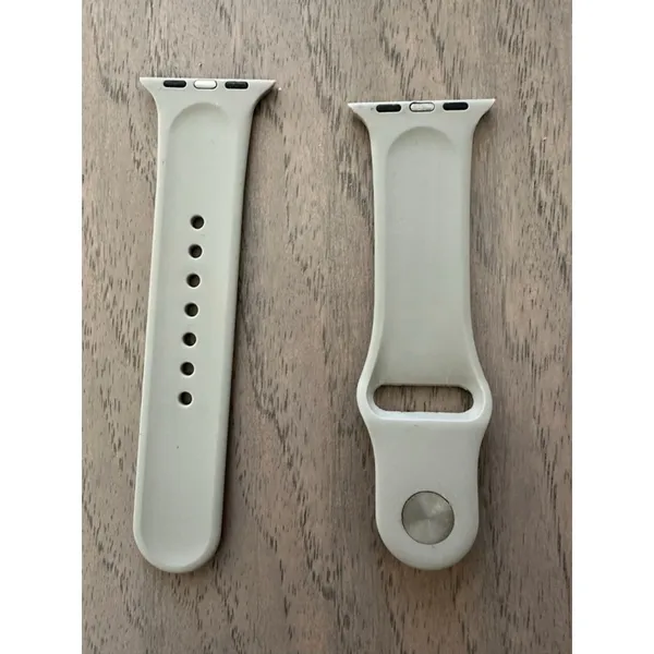 Apple Watch Light Gray Silicone Band - Image 2