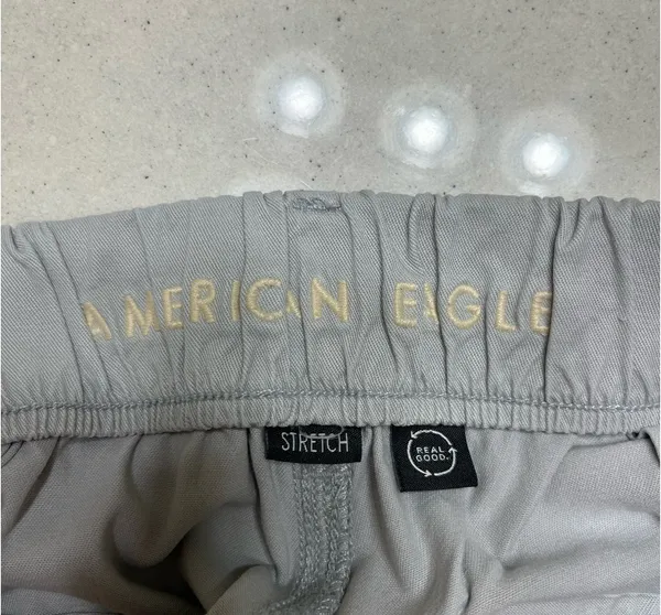 American Eagle Gray Cargo Pants - Image 3