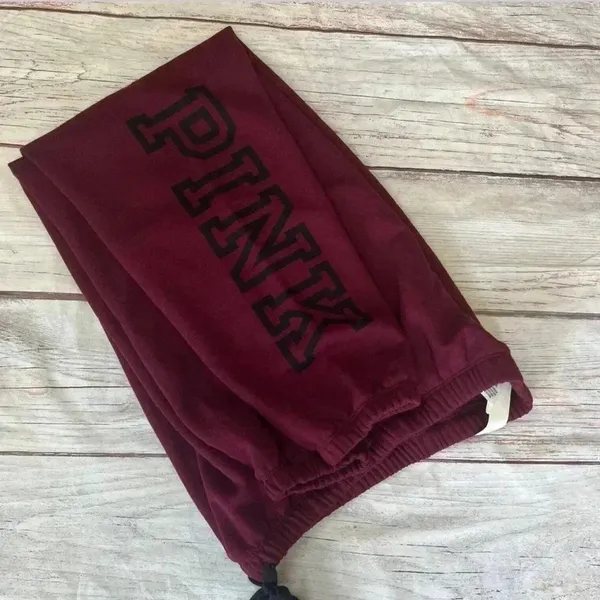 NWT VS Victoria’s Secret Pink Black Orchid Maroon Logo Campus Pant Sweatpants M - Image 2