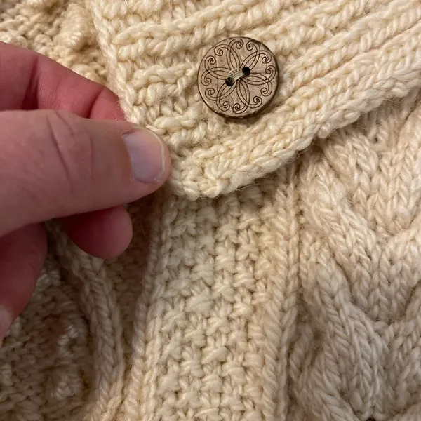 Vintage 100% Wool Hand knit Aran Dimond fisherman ivory cardigan sweater M/L - Image 10
