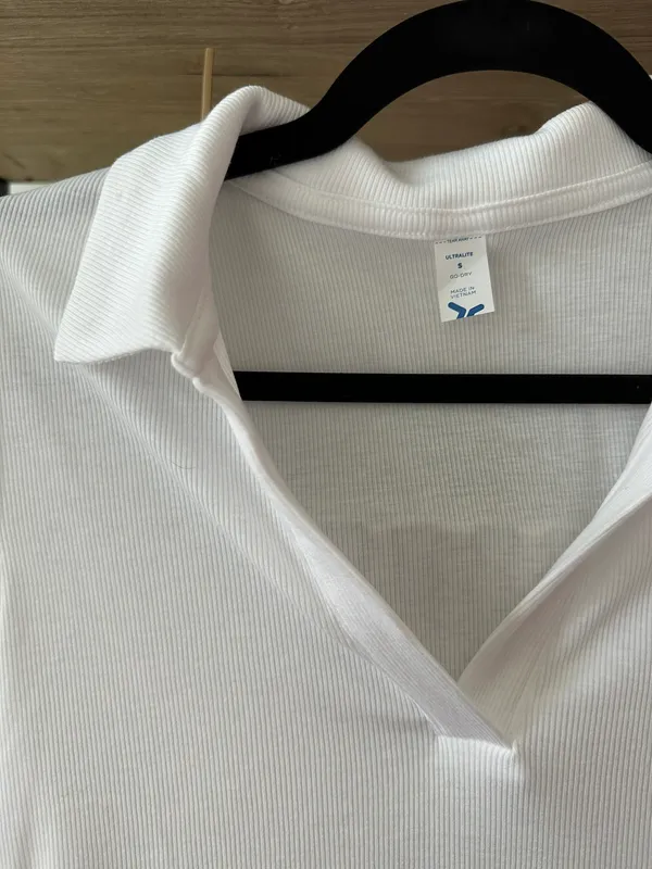 Old Navy Crop Polo Top - Image 2